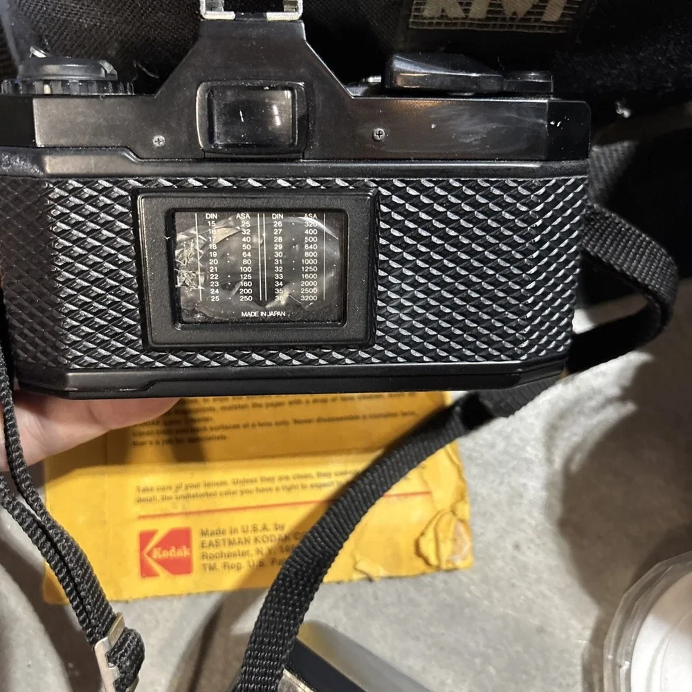 VTG Quanteray RZ 800 Computerized SLR 35mm‎ Auto Lens 80-200 Flash Case Japan